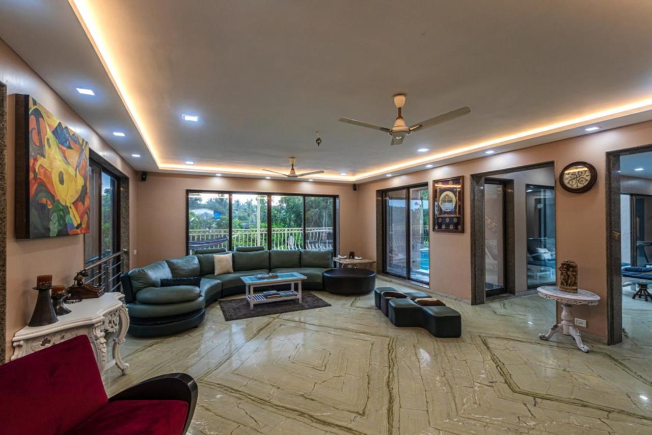 Saffronstays Aura, Alibaug - Luxury Pool Villa With A Game Room And Spacious Lawn Алібаґ Екстер'єр фото
