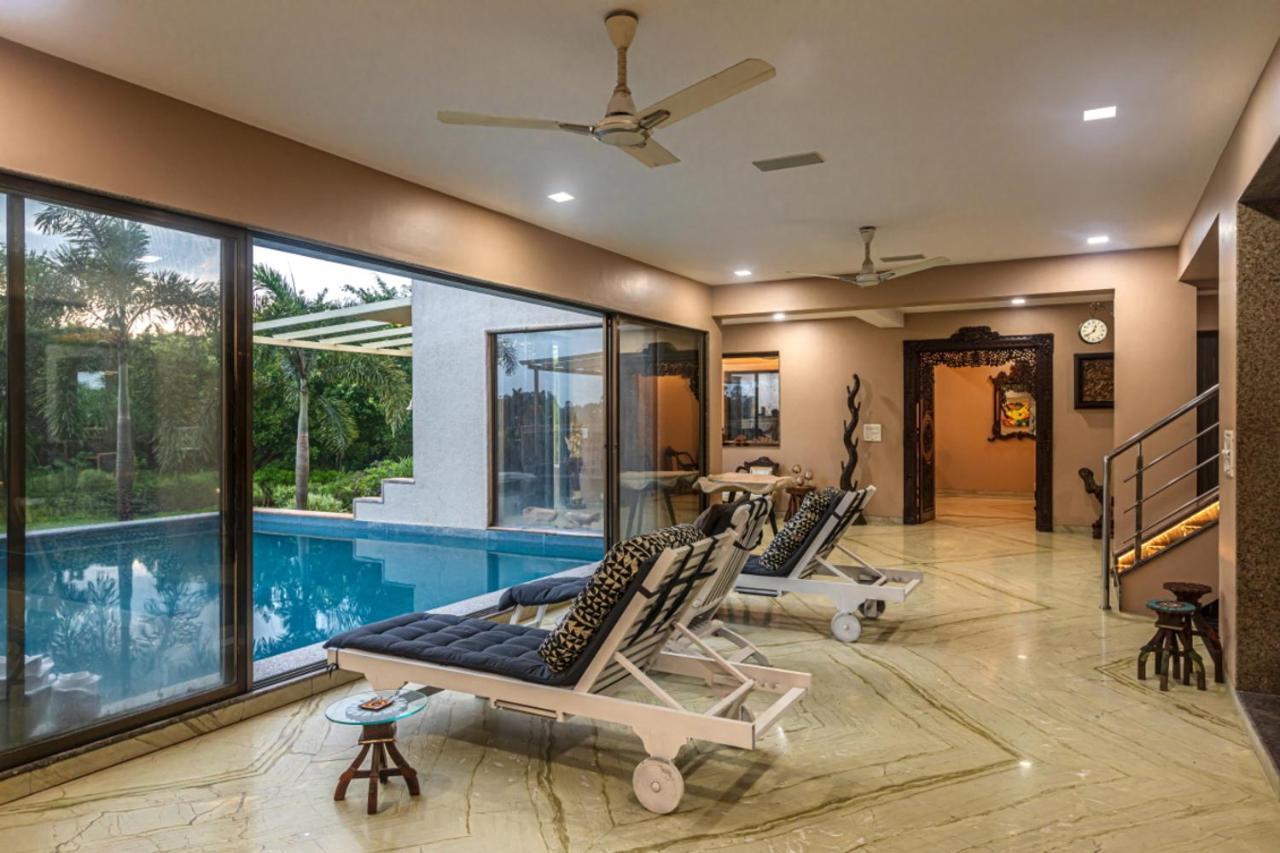 Saffronstays Aura, Alibaug - Luxury Pool Villa With A Game Room And Spacious Lawn Алібаґ Екстер'єр фото